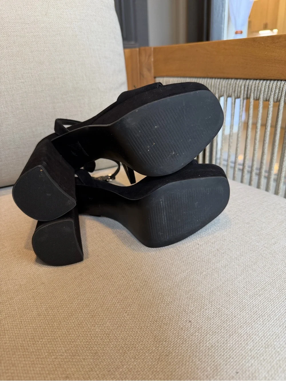 Steve Madden Black Suede Platform Block Heel Sandals with Ankle Strap
